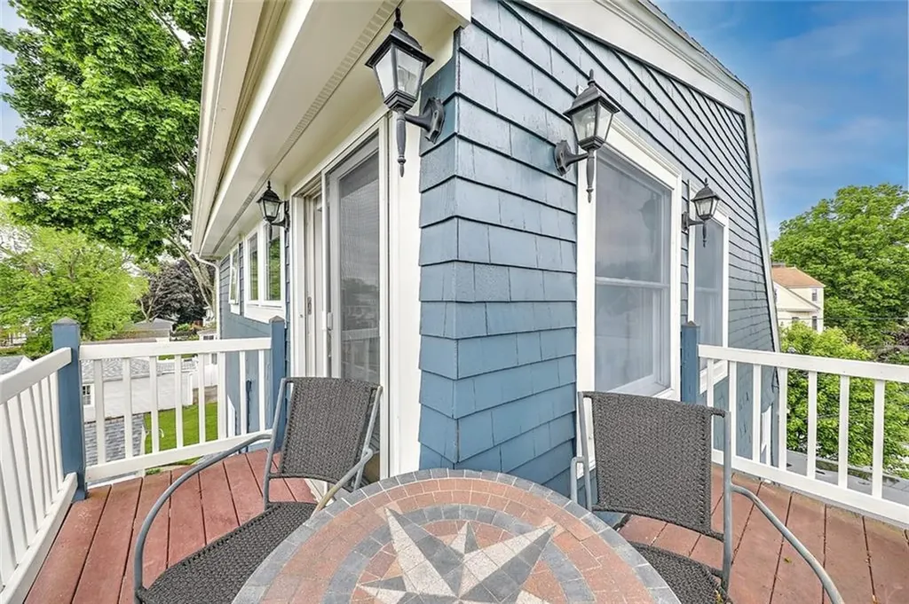 54 Strathmore Road Cranston RI 02905