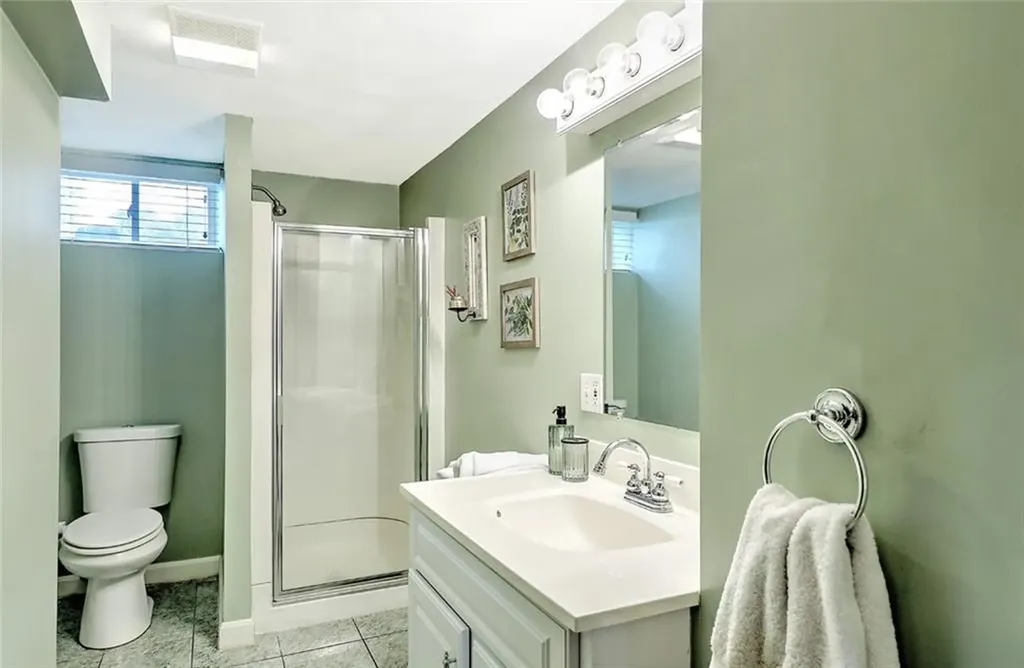 54 Strathmore Road Cranston RI 02905