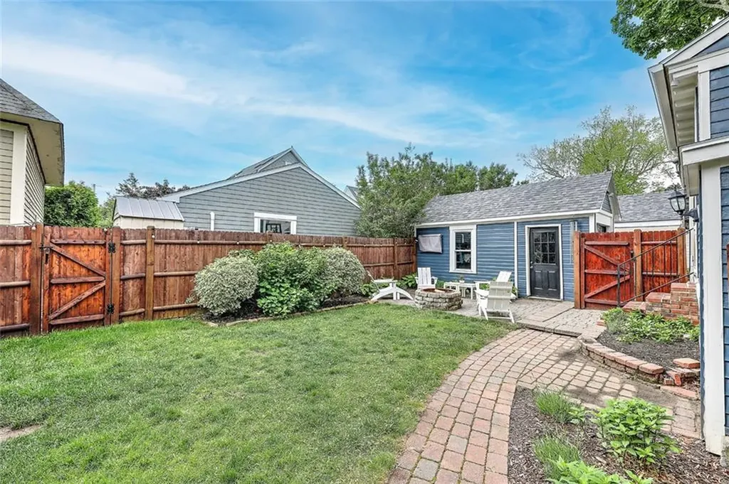 54 Strathmore Road Cranston RI 02905