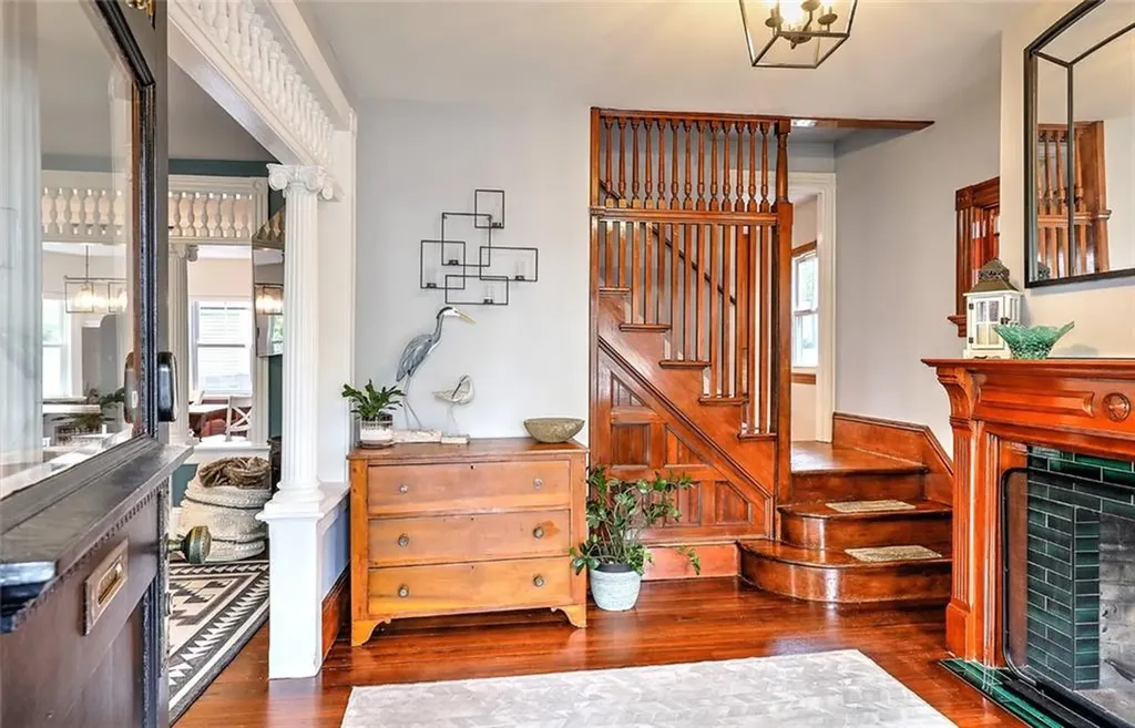 54 Strathmore Road Cranston RI 02905
