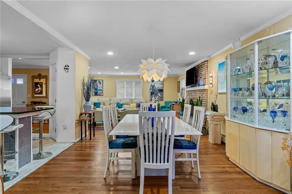 15 Brookdale Road North Providence RI 02904