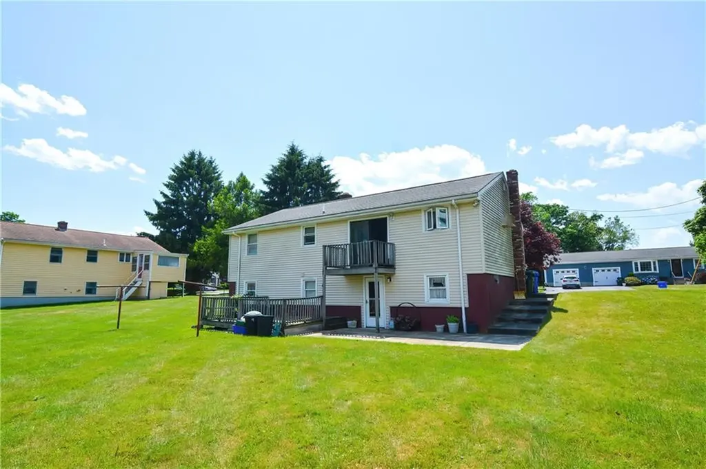 5 Alves Street Bristol RI 02809