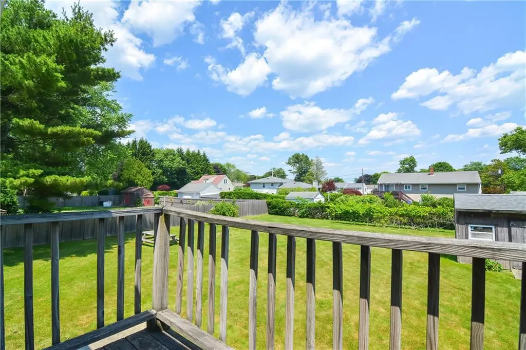 5 Alves Street Bristol RI 02809
