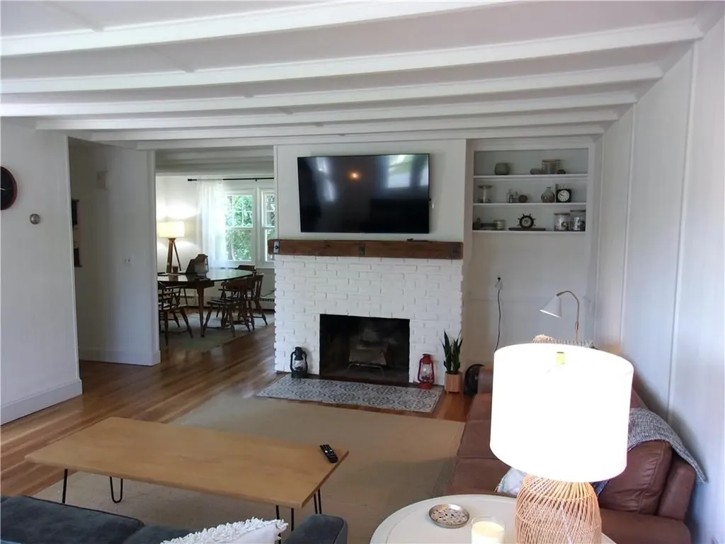41 Dudley Avenue Newport RI 02840