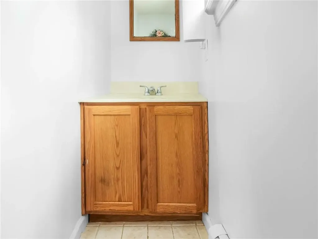 1 Jay Street Johnston RI 02919