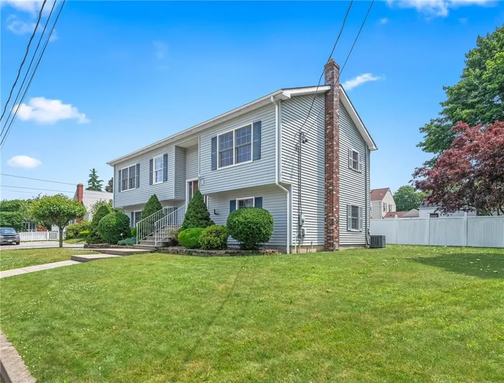 1 Jay Street Johnston RI 02919