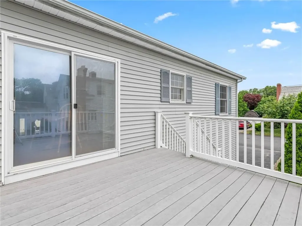 1 Jay Street Johnston RI 02919