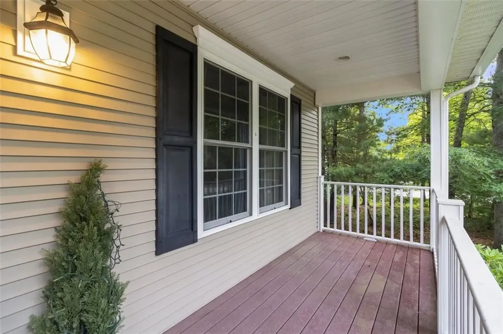 28 Arbor Drive Coventry RI 02816
