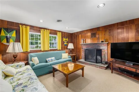 17 Barbara Ann Drive North Providence RI 02911