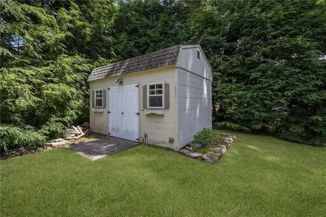 17 Barbara Ann Drive North Providence RI 02911