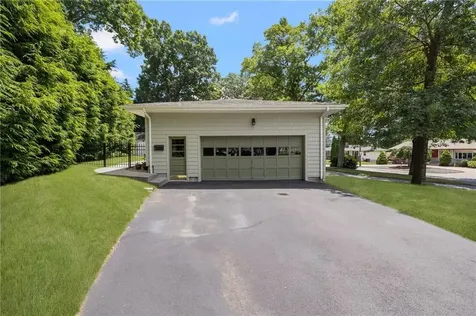 17 Barbara Ann Drive North Providence RI 02911