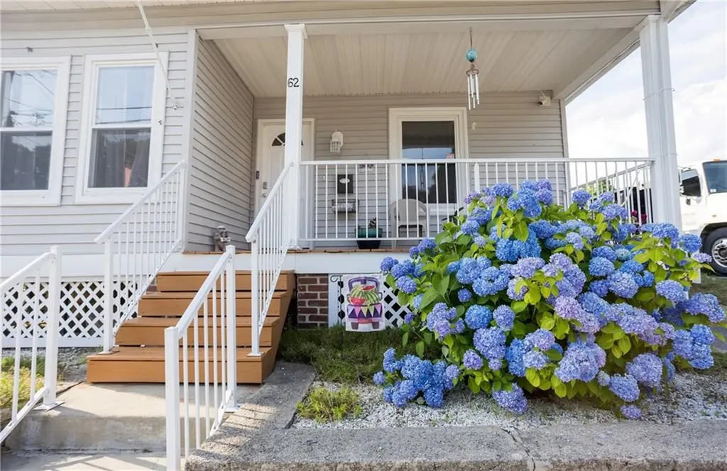 62 Cady Street Woonsocket RI 02895