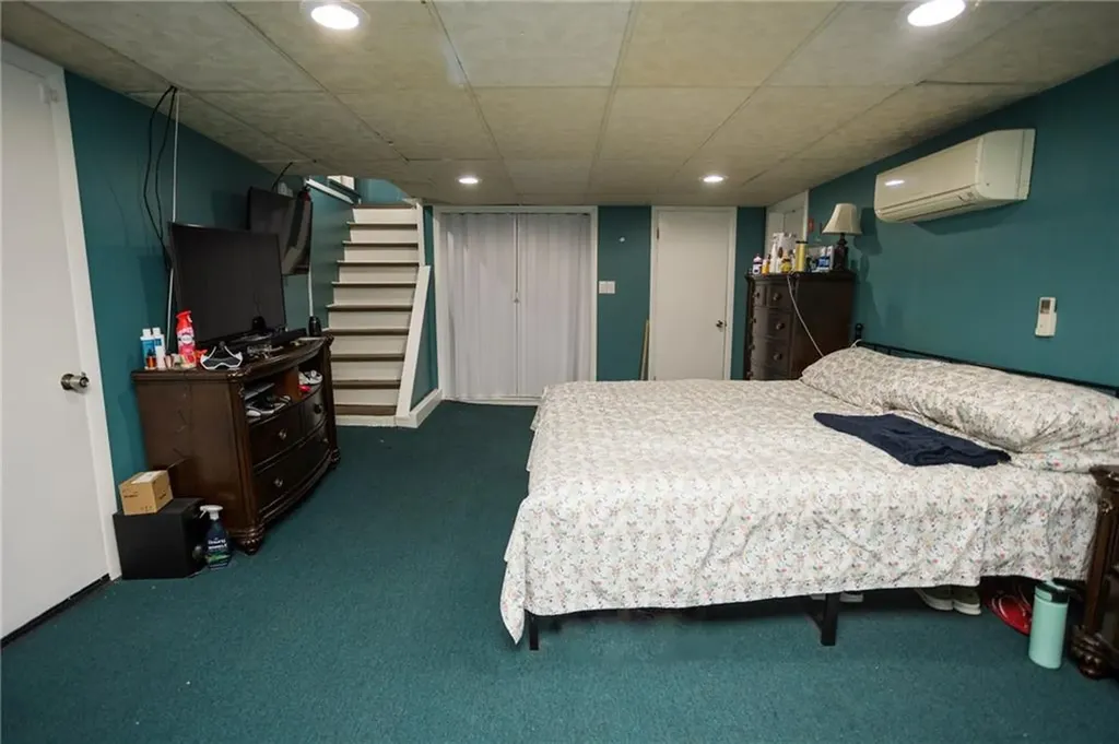 62 Cady Street Woonsocket RI 02895