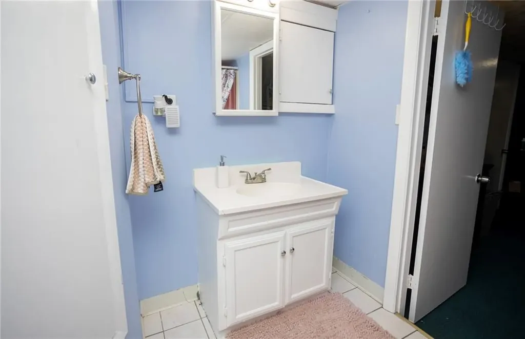 62 Cady Street Woonsocket RI 02895
