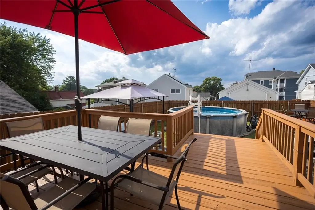 62 Cady Street Woonsocket RI 02895