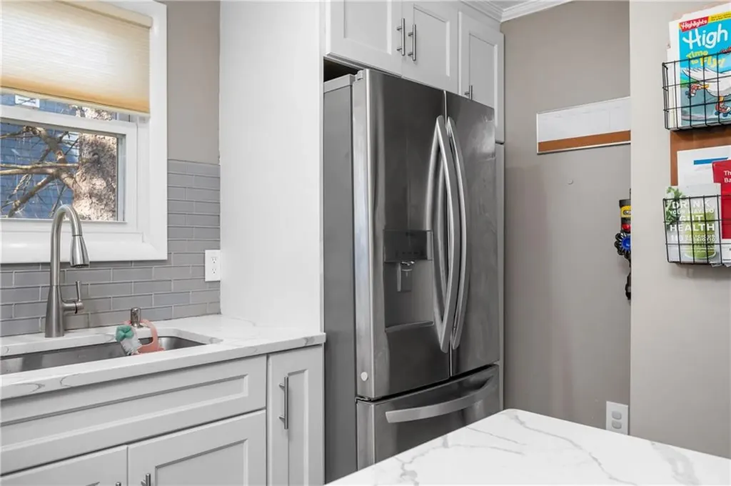 6 Roger Street Cumberland RI 02864