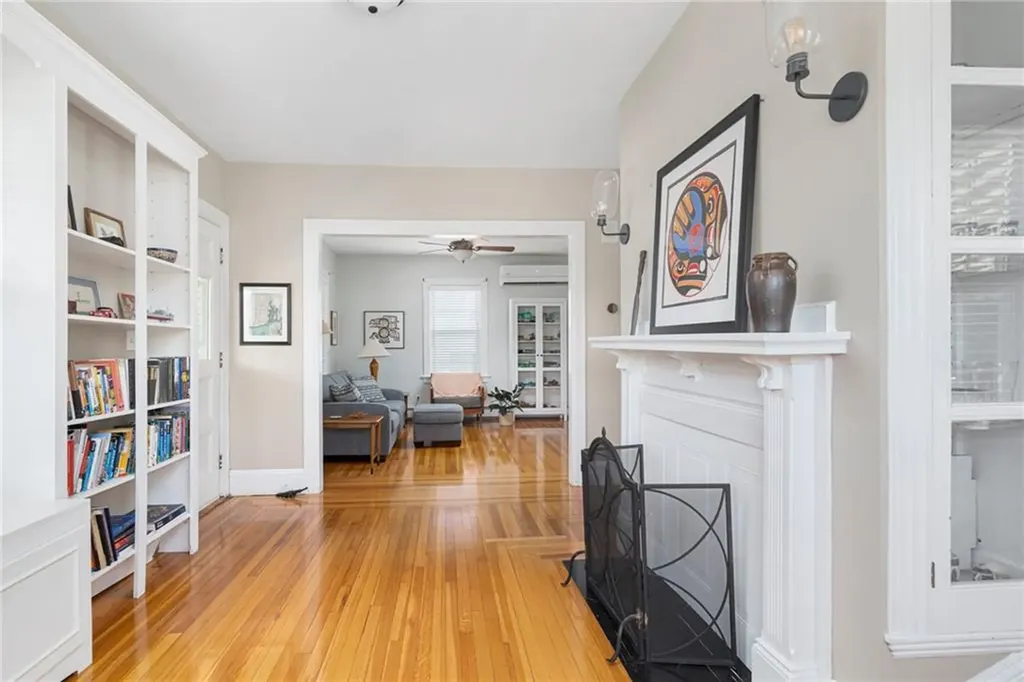 39 Highland Street Cranston RI 02920