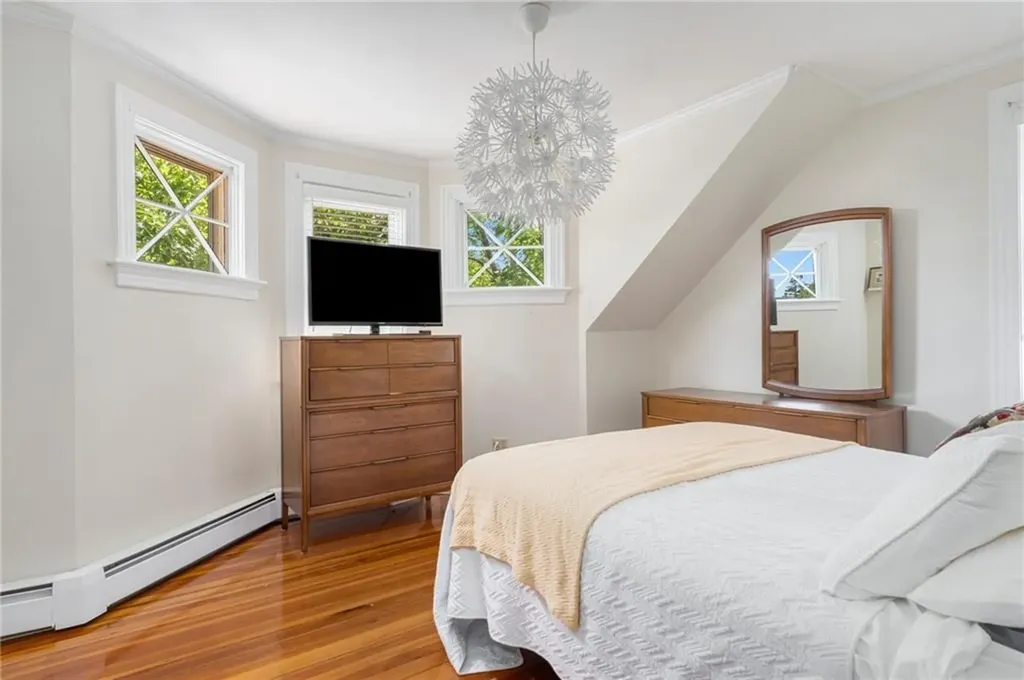 39 Highland Street Cranston RI 02920