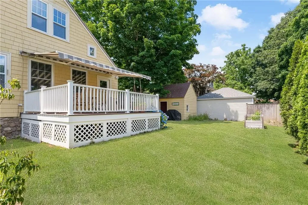 39 Highland Street Cranston RI 02920