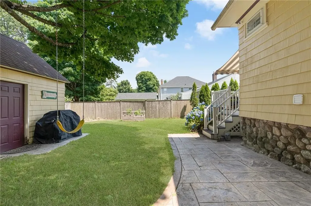 39 Highland Street Cranston RI 02920