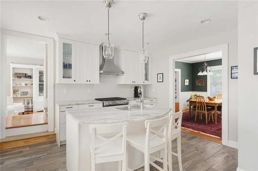 39 Highland Street Cranston RI 02920