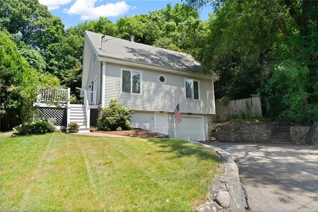 22 River Drive Johnston RI 02919