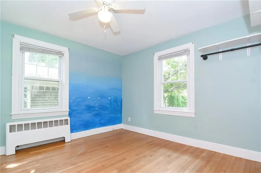 20 Colonial Road Bristol RI 02809