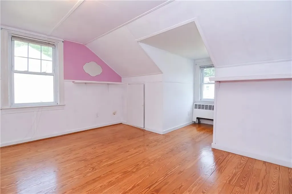 20 Colonial Road Bristol RI 02809