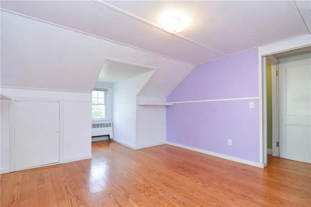 20 Colonial Road Bristol RI 02809