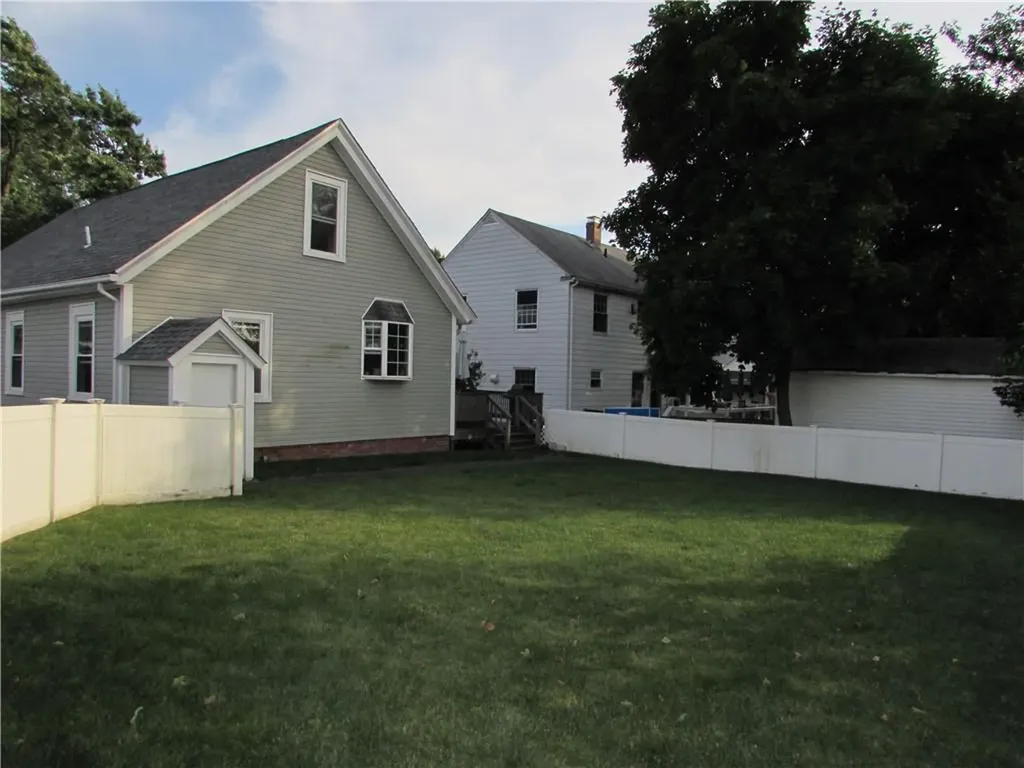 93 Waite Avenue Cranston RI 02905