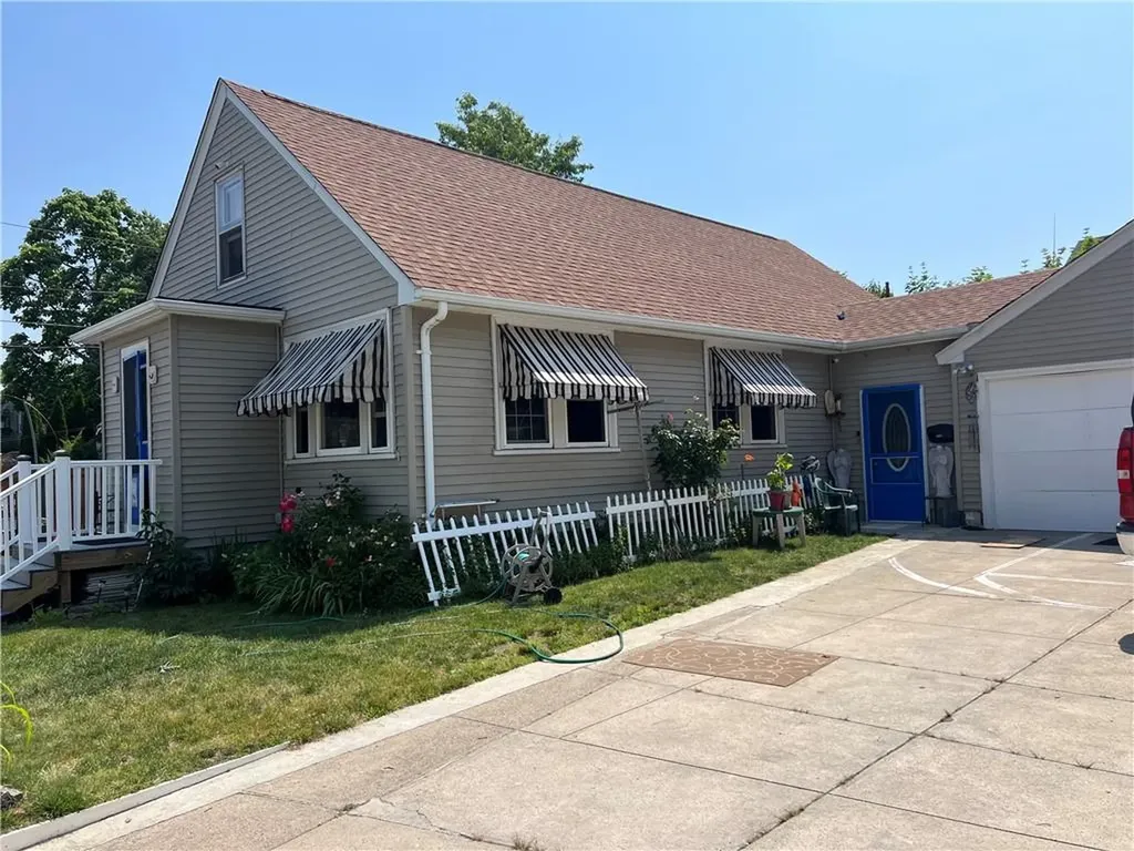 115 Hawkins Street Providence RI 02908