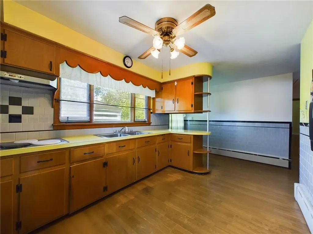 179 Wood Street Fall River MA 02721