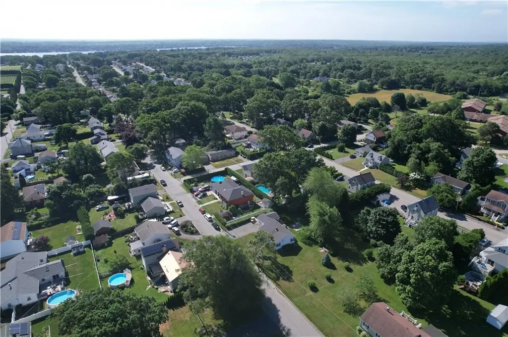 179 Wood Street Fall River MA 02721