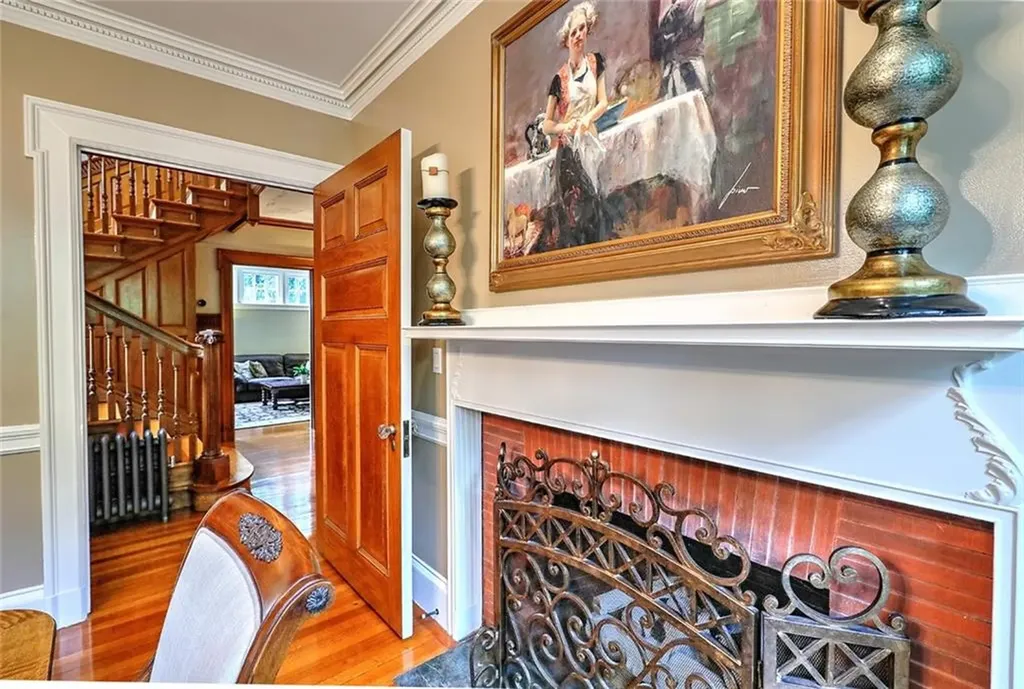 93 Arlington Avenue Providence RI 02906