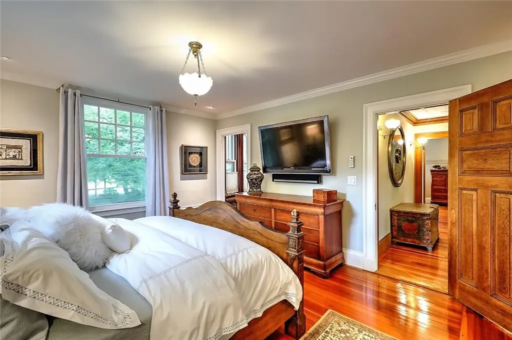 93 Arlington Avenue Providence RI 02906