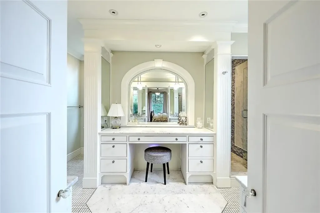 93 Arlington Avenue Providence RI 02906