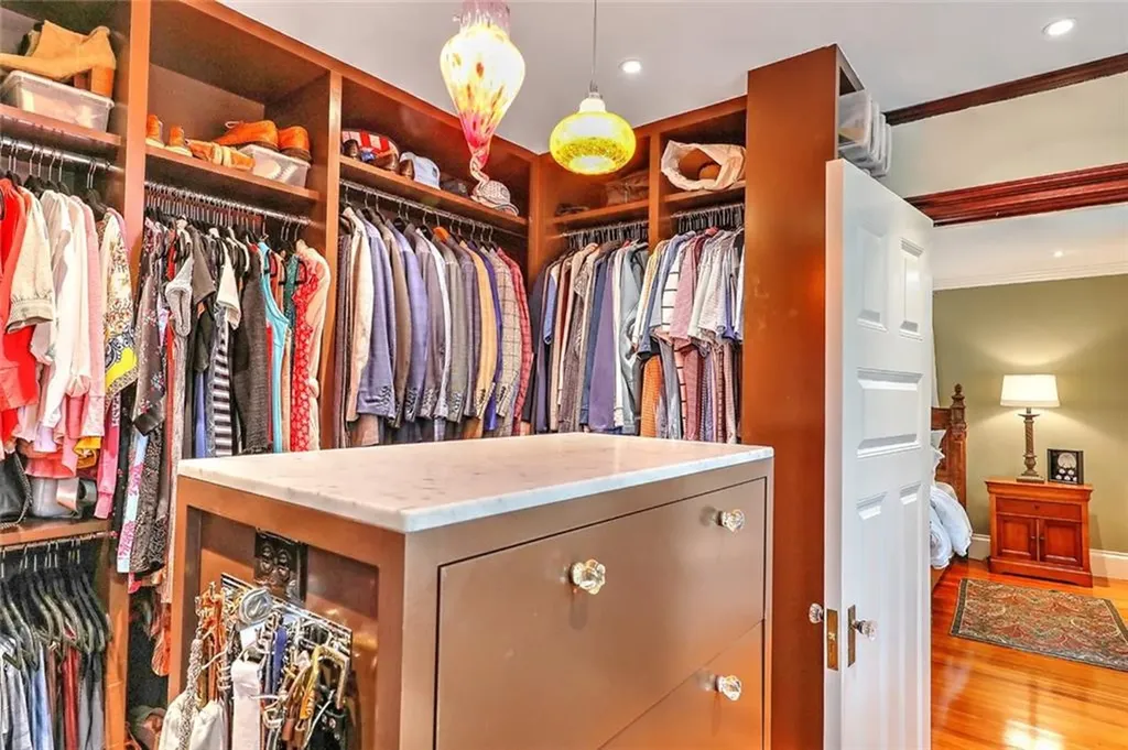 93 Arlington Avenue Providence RI 02906