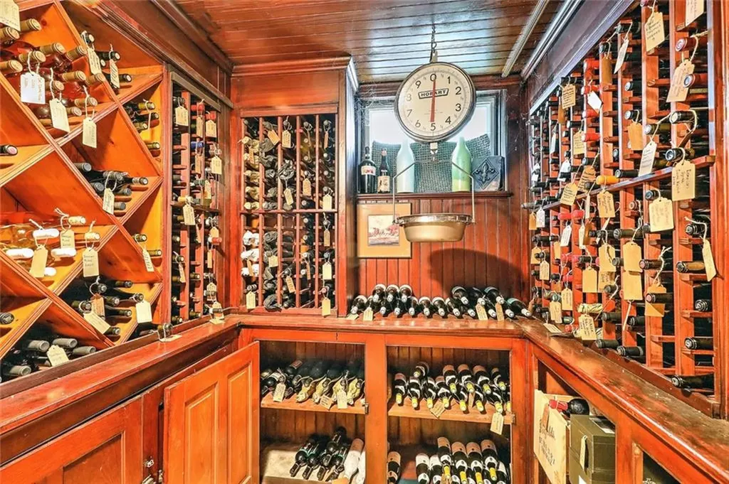 93 Arlington Avenue Providence RI 02906