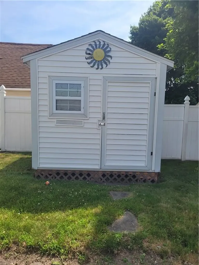 215 Wood Avenue Woonsocket RI 02895