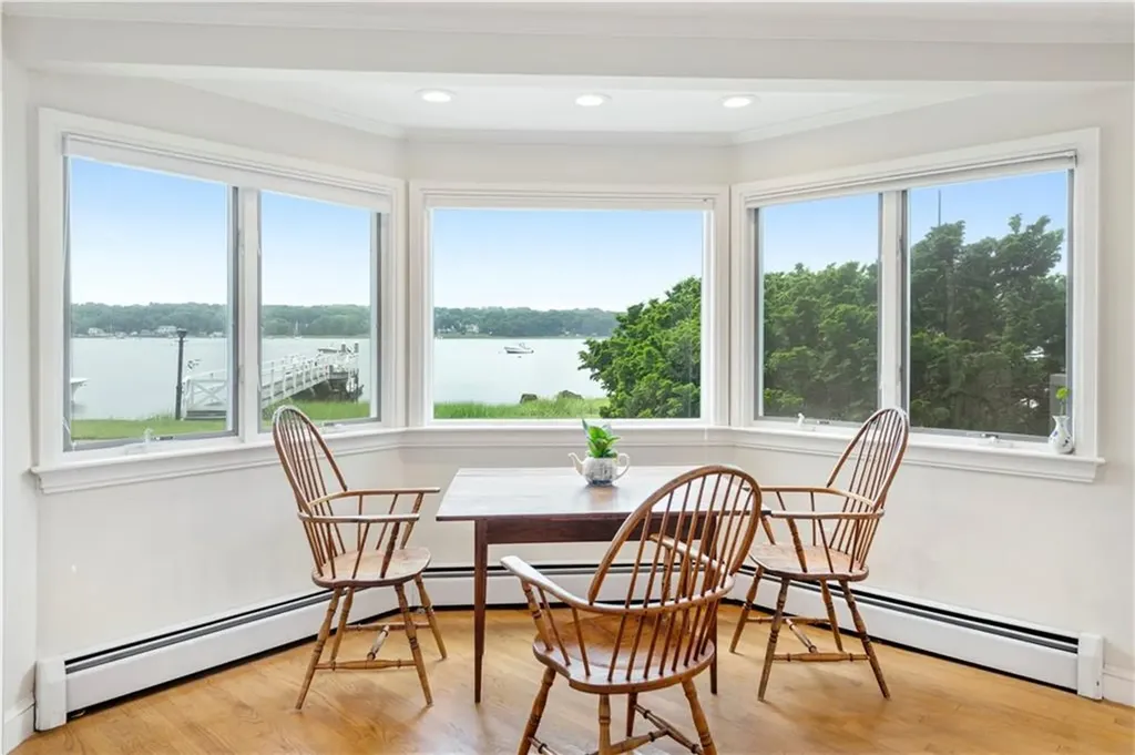 9 Shore Drive Warren RI 02885