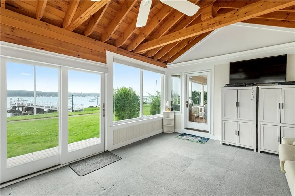9 Shore Drive Warren RI 02885
