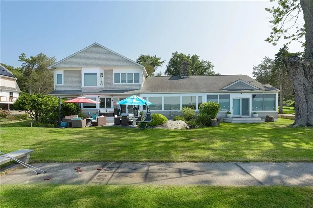 9 Shore Drive Warren RI 02885