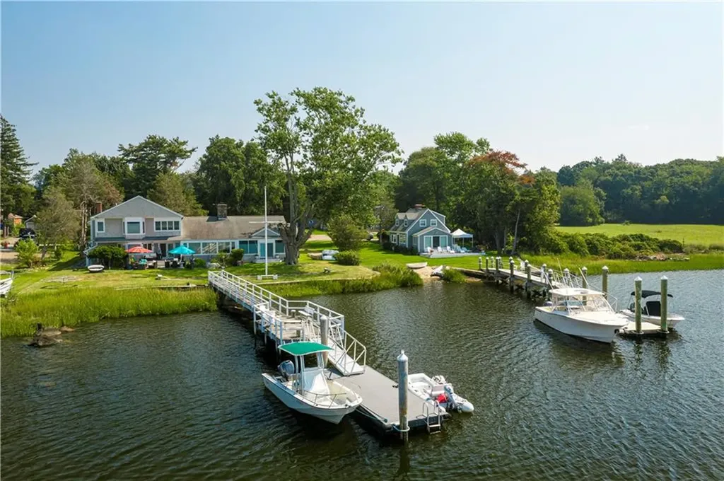 9 Shore Drive Warren RI 02885