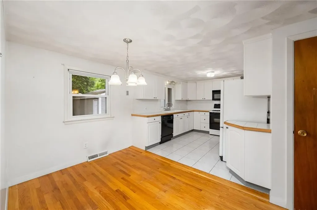 225 Francis Avenue North Providence RI 02904