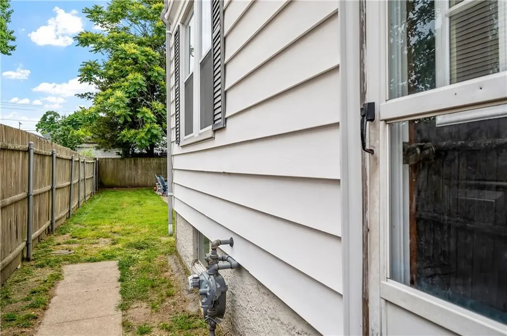 182 Eldridge Street Cranston RI 02910