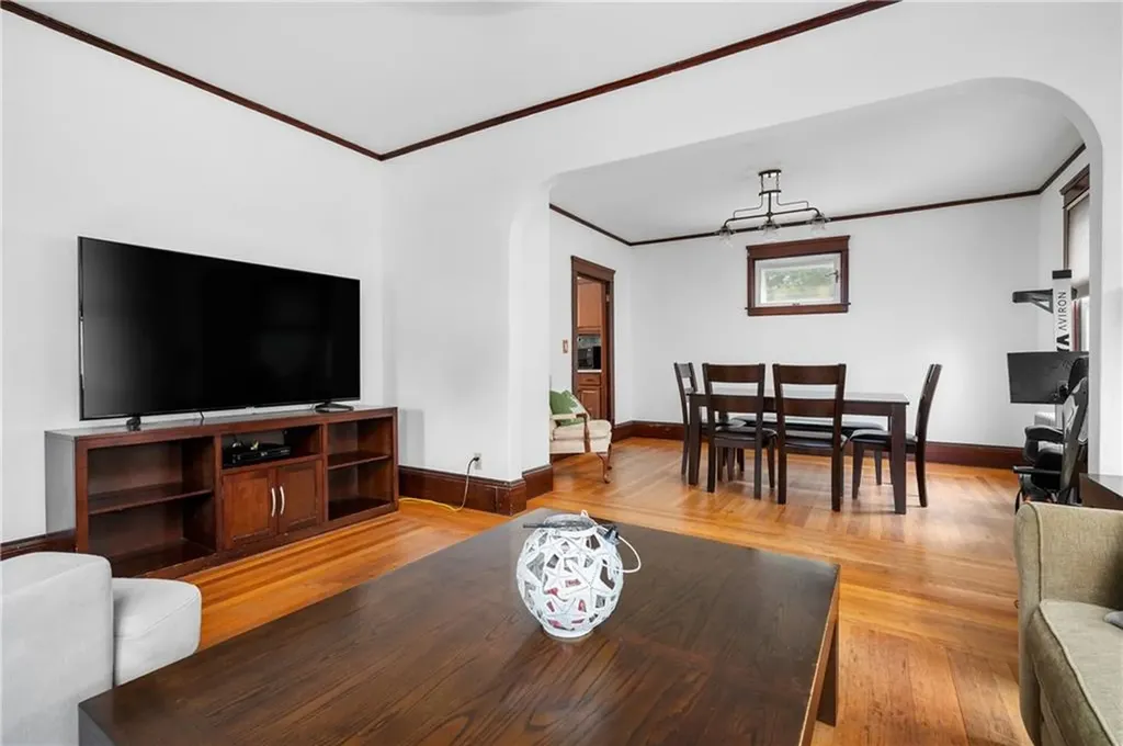 182 Eldridge Street Cranston RI 02910