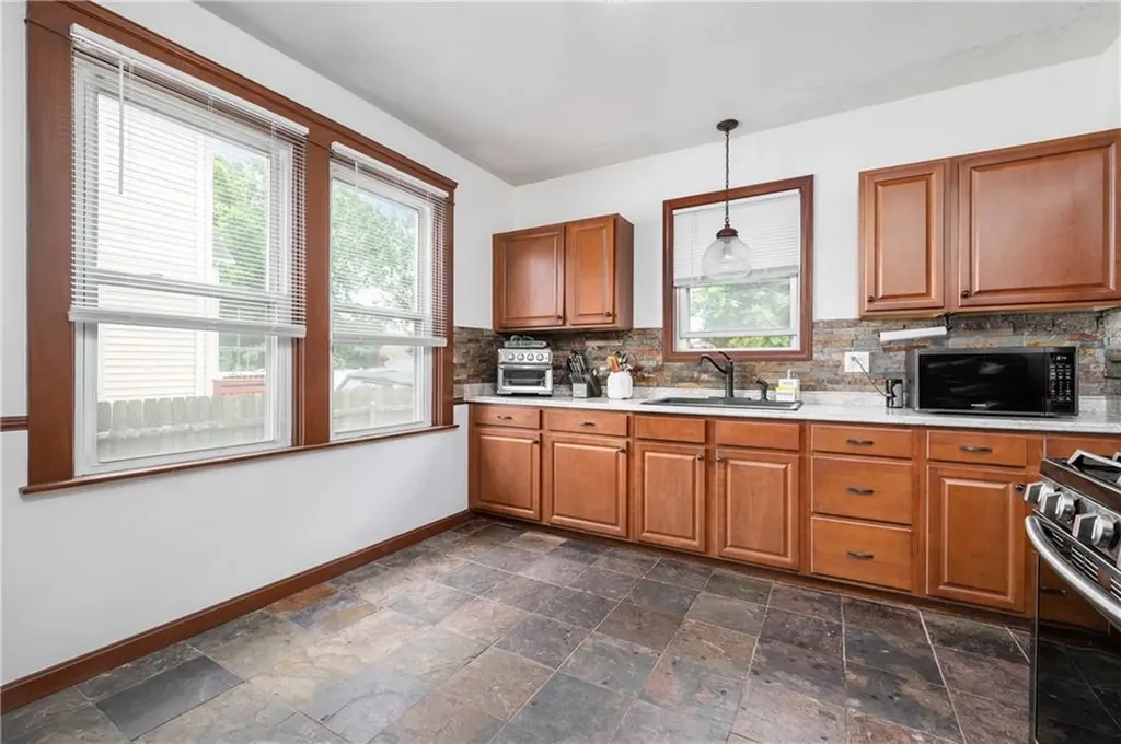 182 Eldridge Street Cranston RI 02910