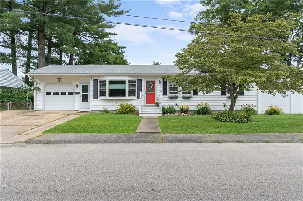 5 Tulip Road Coventry RI 02816