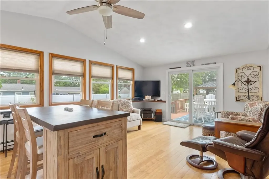 5 Tulip Road Coventry RI 02816