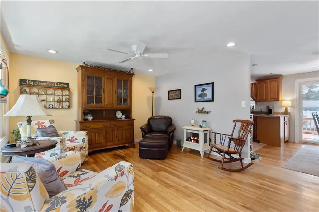 5 Tulip Road Coventry RI 02816